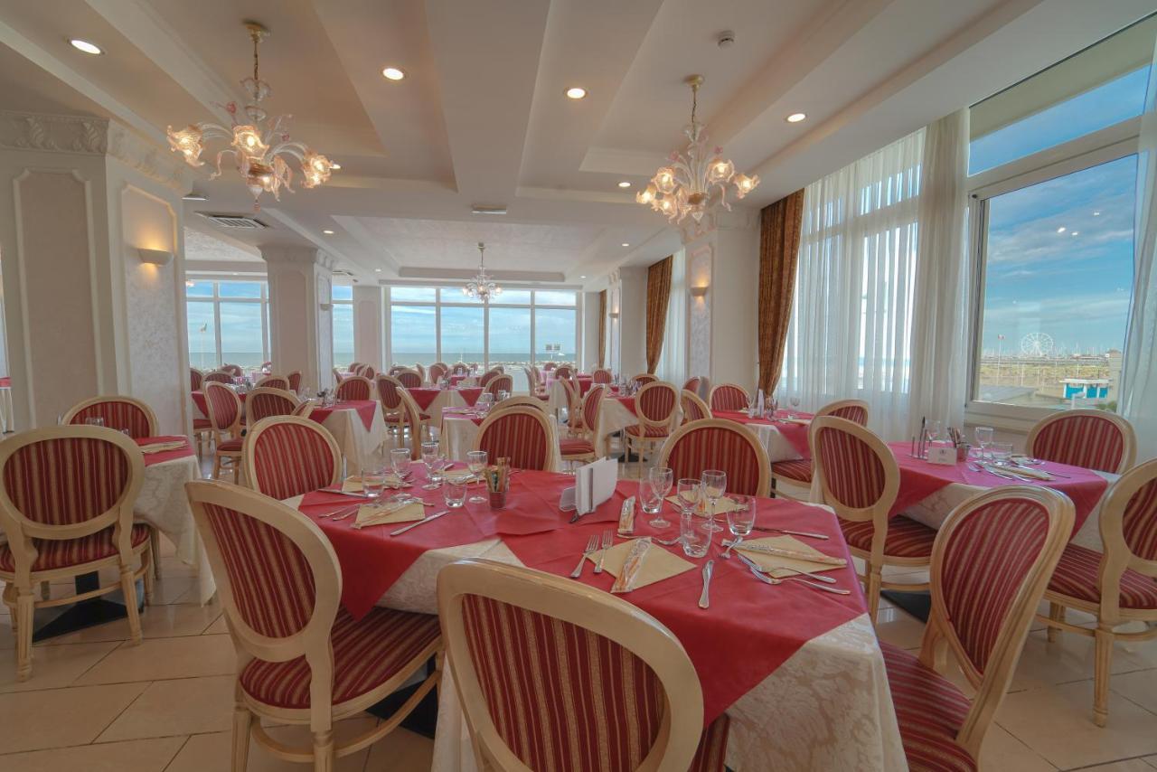Hotel Imperial Beach Rimini Esterno foto
